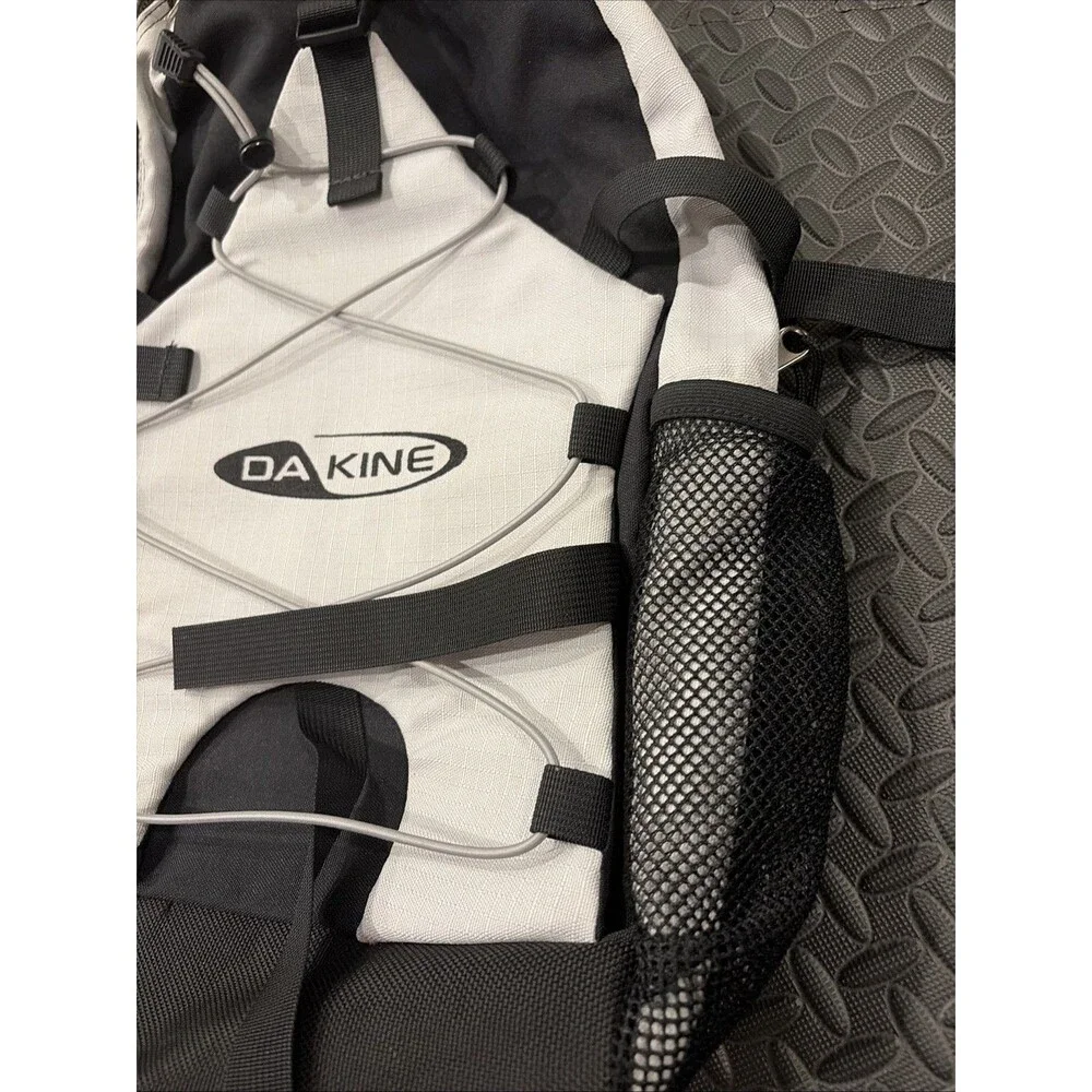 RARE DAKINE HELI PACK SKI SNOWBOARD GREY BLACK BACKPACK RUCK SACK HIKING